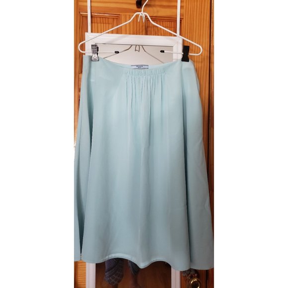 PRADA Women's US 12 EU 46 A-Line Flare Skirt 100% Silk Mint